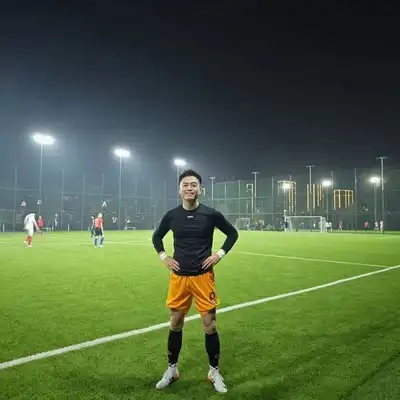 丁雅雅